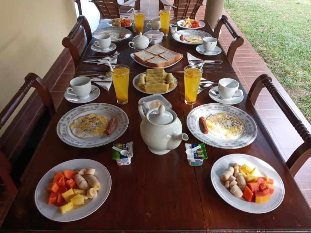 Bay Hill Guest House Tangalle Rum bild